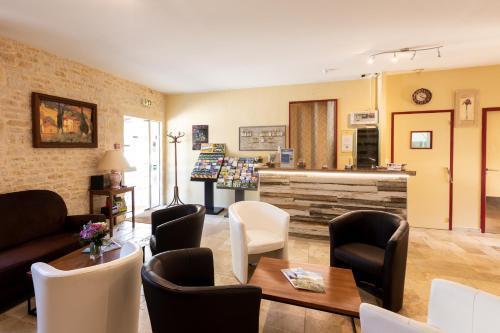 L'oustal De 3*