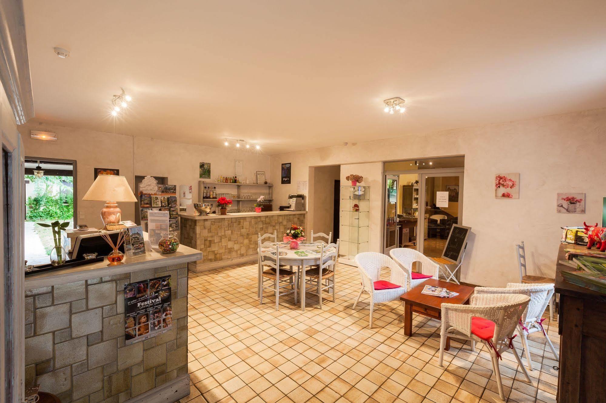 Hotel L'oustal De 3*